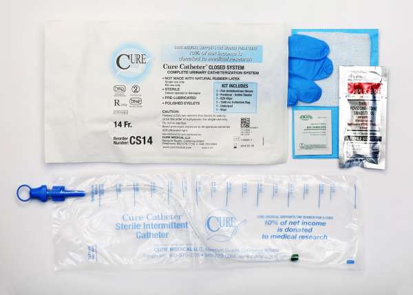 Urol Cath Kit Intermittent Closed Strt Tip 14FR Image Product Image